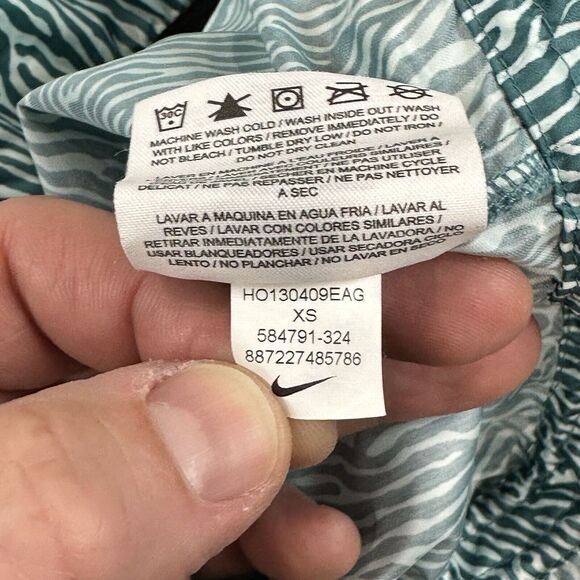 Nike Windrunner Jacket Womens XS Green Zebra Print Lightweight‎ Hooded Full Zip - Picture 12 of 16